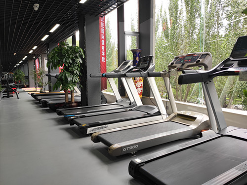 室内跑步机