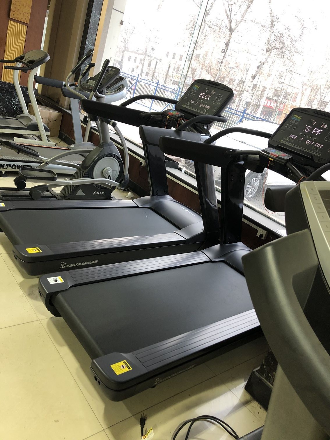 跑步机批发市场在哪里