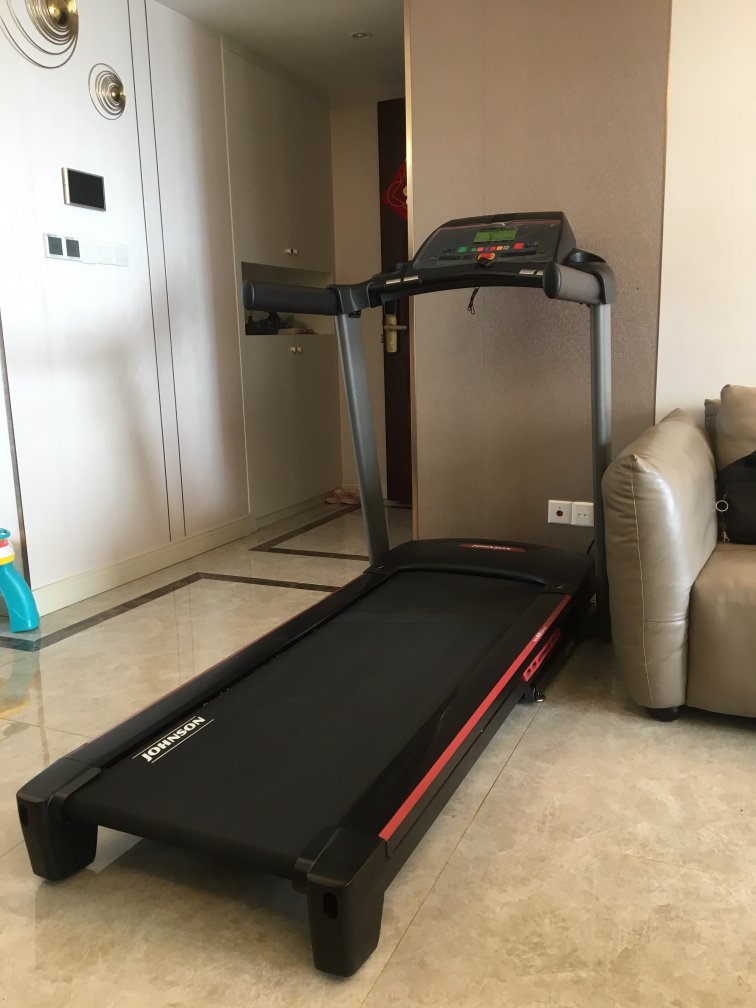 乔山跑步机
